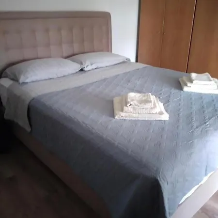 Apartment Bedroom By Marlen Drama
