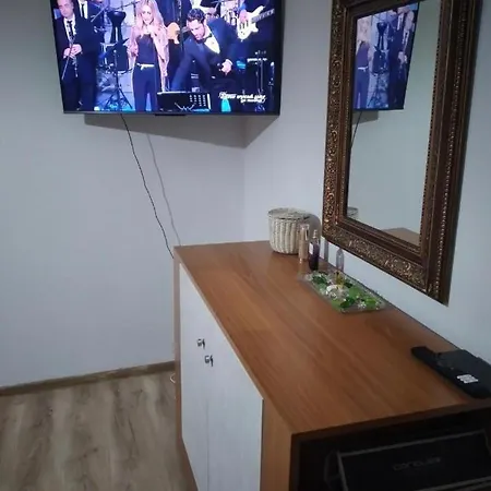 Bedroom By Marlen Драма