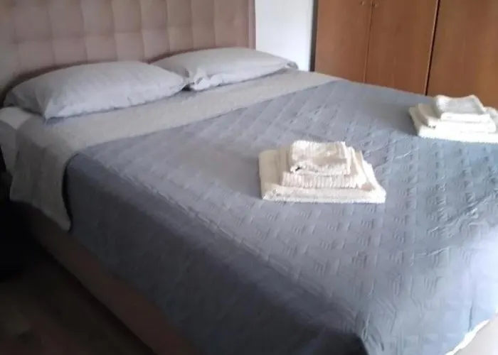 Apartment Bedroom By Marlen Drama